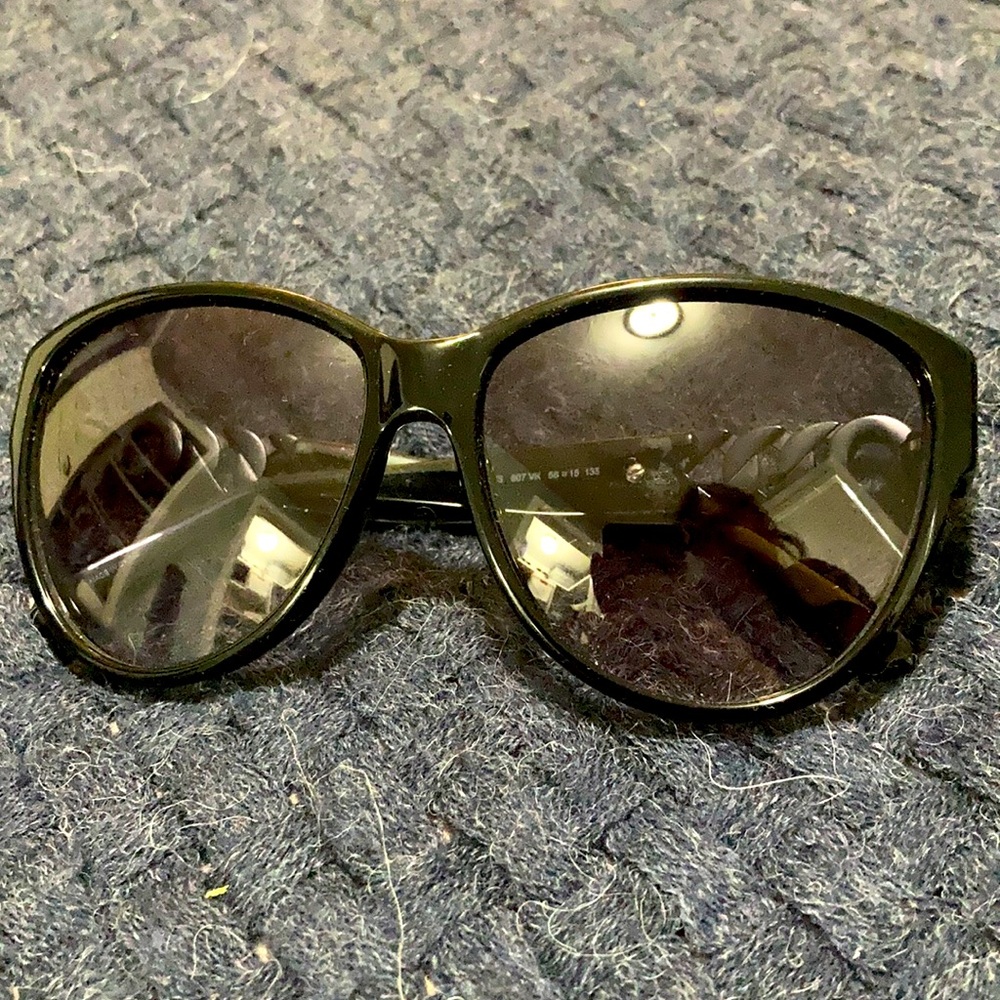 Black Sunnies